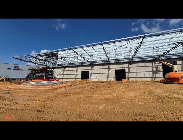 7,282M² WAREHOUSE TO LET IN JET PARK